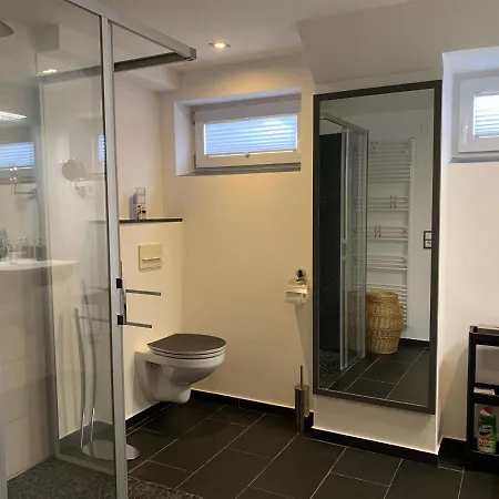 Apartment Ferienwohnung *